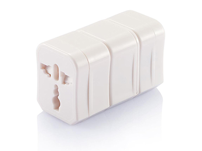 3-PIECE TRAVEL PLUG WITH USB PORT
