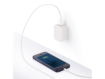 3-PIECE TRAVEL PLUG WITH USB PORT
