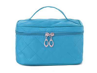 PORTABLE MAKEUP BAG