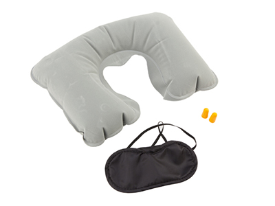 TRAVEL KIT