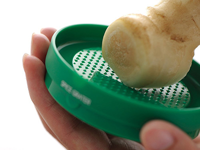 8 IN 1 KITCHEN TOOL