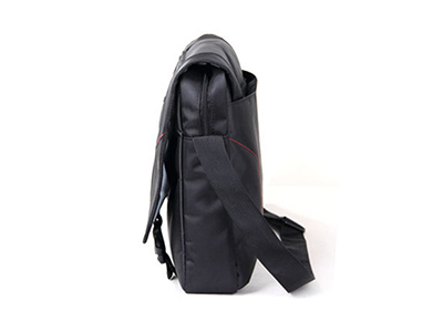 MESSENGER BAG