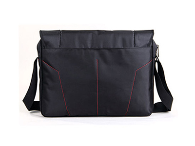 MESSENGER BAG